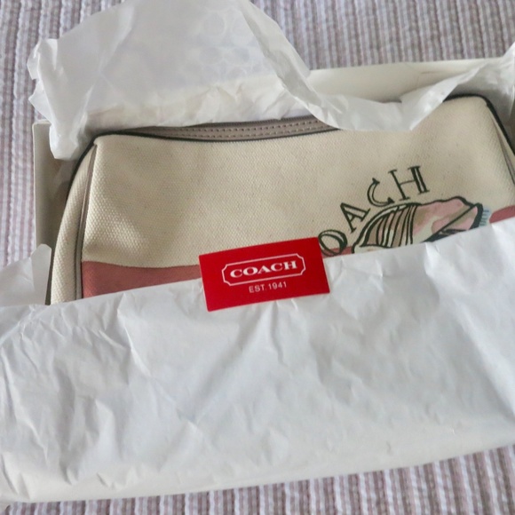 Vintage Coach Seashell Cosmetic Pouch - Picture 9 of 9